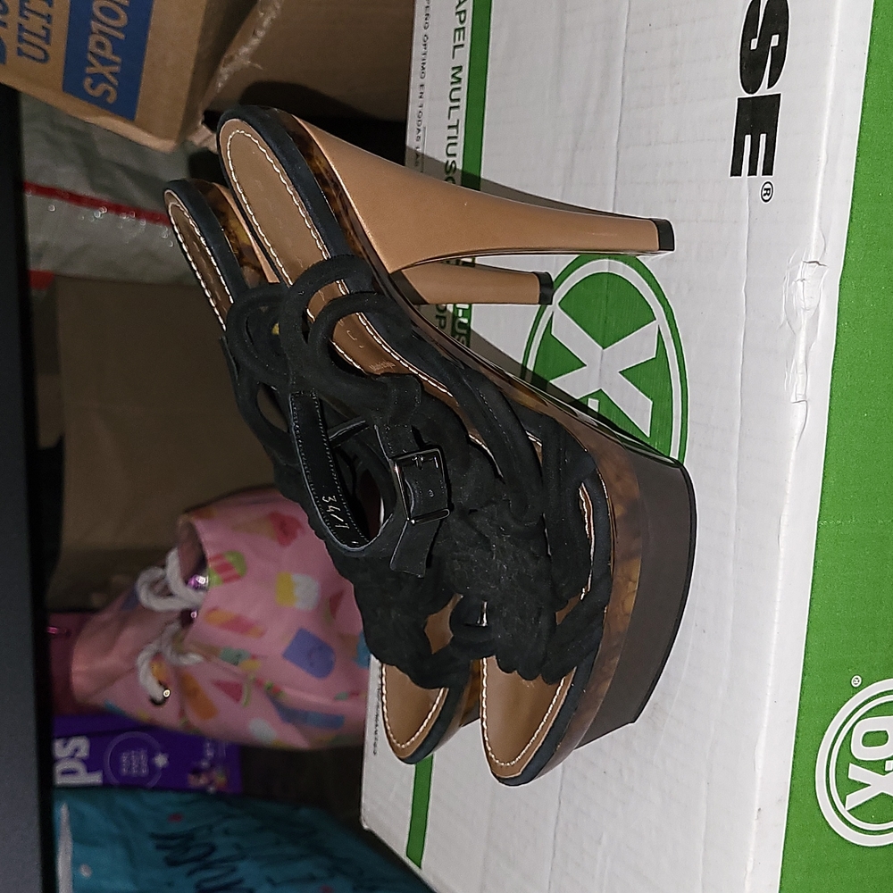 Barbara Bui Black Crochet and Tortoise Heels EUC 40 9